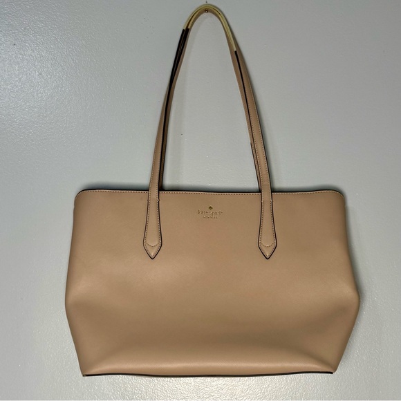 kate spade Handbags - Kate Spade Beige Handbag